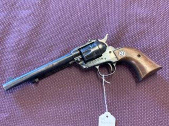 FIREARM/GUN RUGER SINGLE SIX!! H101
