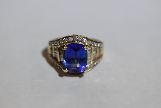 ESTATE TANZANITE RING!!! O/A