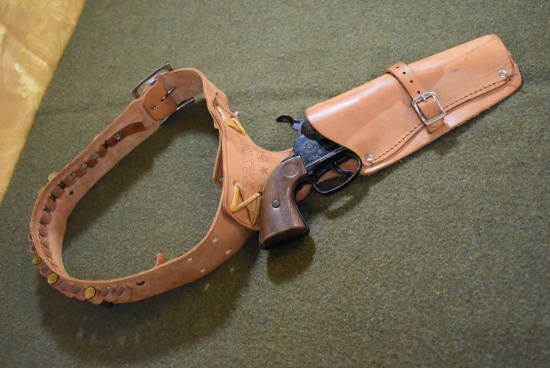 FANNER 50 CAP GUN & HOLSTER!!