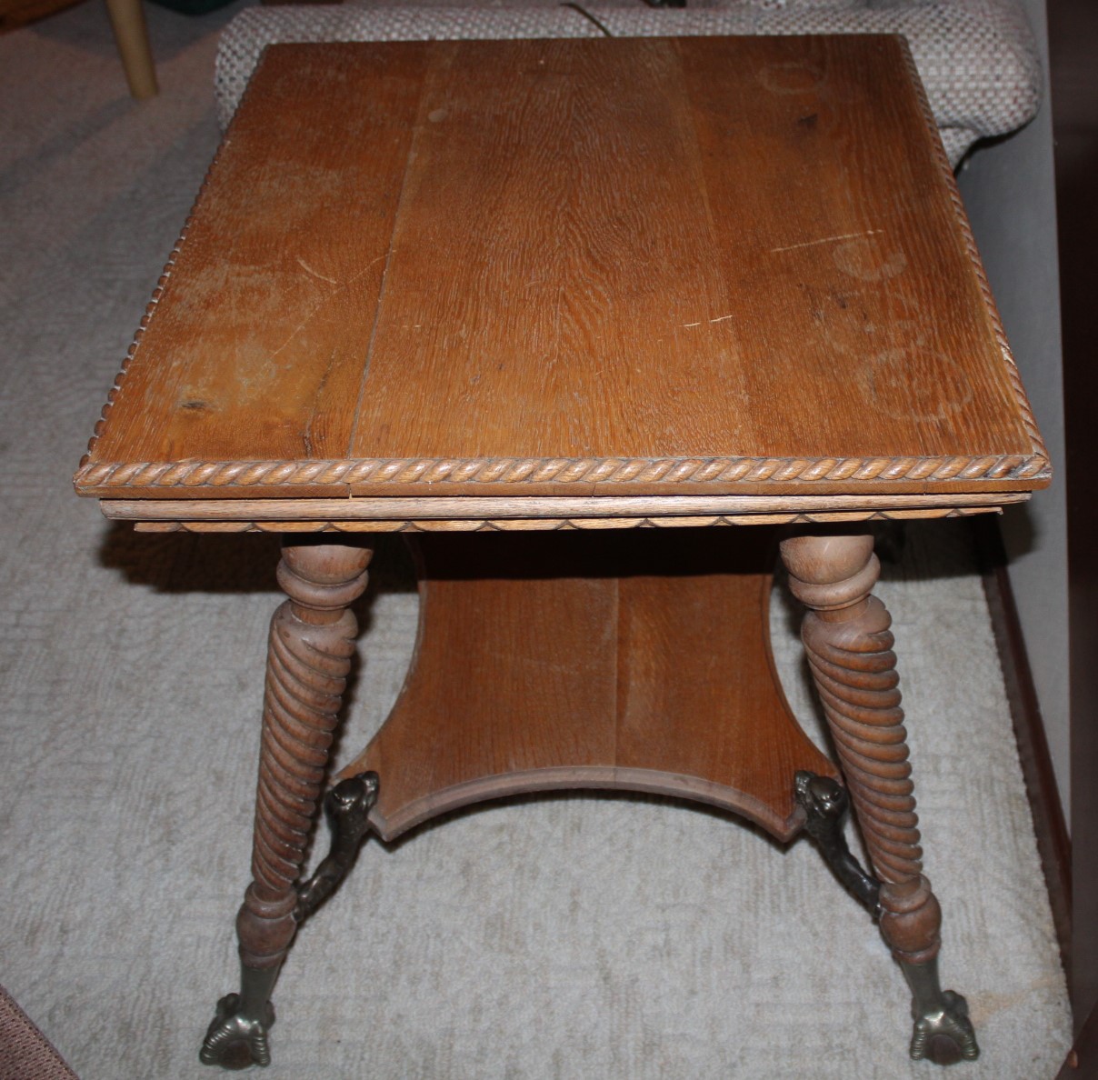 Eagle claw foot table deals
