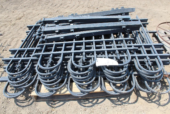 10 PIECES OF ALUMINUM FENCING, SECTIONS ARE 5'