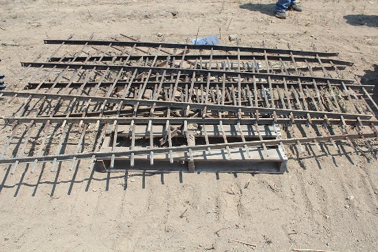 APPROX 2-1/2 PIECES OF ORIGINAL ARROW FENCE