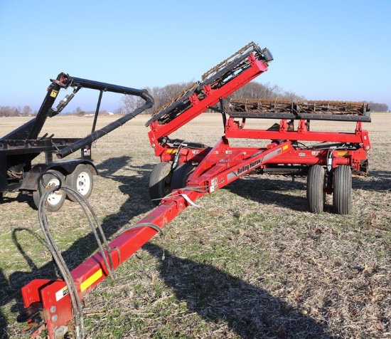 UNVERFERTH MODEL 1225 26' FOLDING ROLLING HARROW