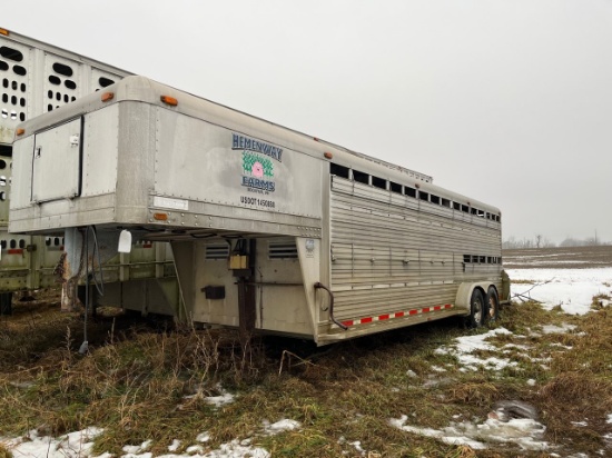 1990 4 Star Trailers 30' Aluminum Gooseneck LivestockTrailer