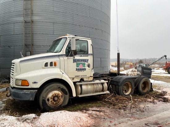 1997 Ford Aeromax Daycab Semi