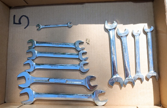 Snap On Metric and Standard Wrenches