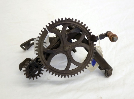 Cast iron apple parer pat'd 1868, 5.25" wheel