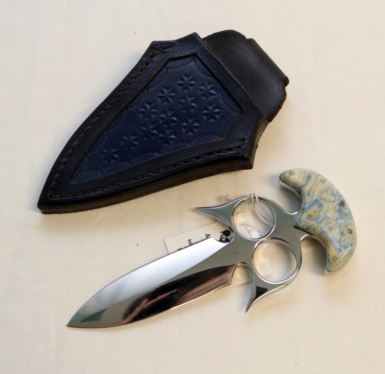 LUTES 1/4 " DOUBLE FINGER HOLE DAGGER