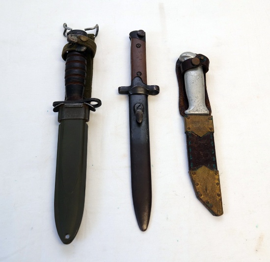 (3) MILITARY KNIVES AND OLD BAYONETS