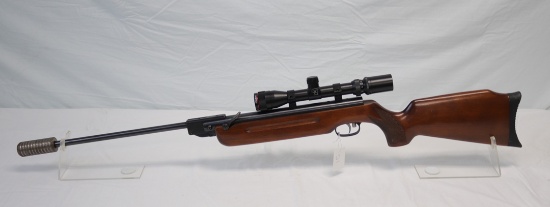 WIHRAUCH MADE IN GERMANY AIR RIFLE KAL 4.5 MODEL HW55 W/ SIMMONS OPTICS