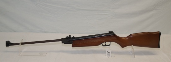 DZ MODEL 130 AIR RIFLE W/ RUST ON BARREL