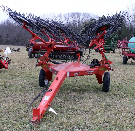 KUHN SPEED RAKE MODEL SR 112 G11 W/EXTRA RAKE WHEEL AND WHEEL AXLE