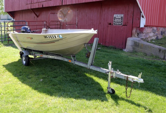 2007 12 ft. Tracker wide aluminum fishing boat w/trailer and Mercury, 9.9 4-stroke motor