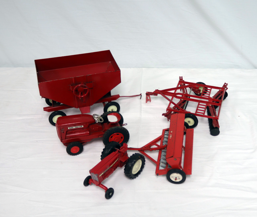 Tru Scale Steel Farm Toys Toy Tru-Scale Farm Equipment Pressed