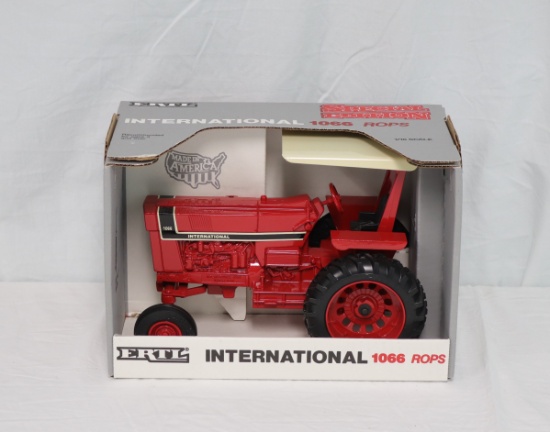 INTERNATIONAL 1066 ROPS SPECIAL EDITION, ERTL 4621, 1/16 SCALE
