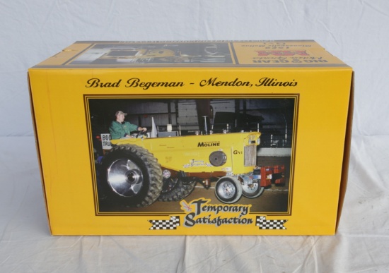 1/16 Scale Minneapolis Moline Pulling Tractor