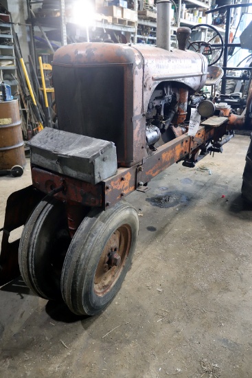 Allis Chalmers WD narrow front gas tractor speed wheels, good rear rubber, SN:unreadable