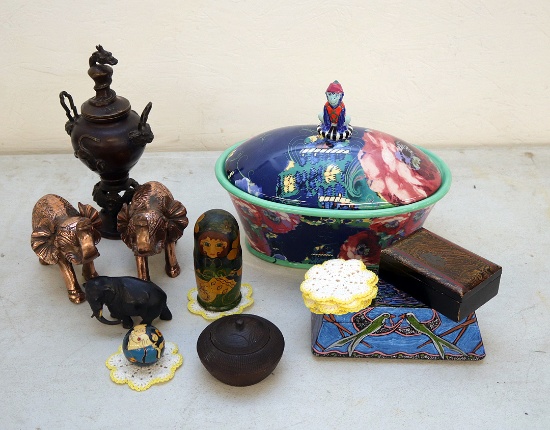 Lot of Various Décor and Russian Nesting Dolls
