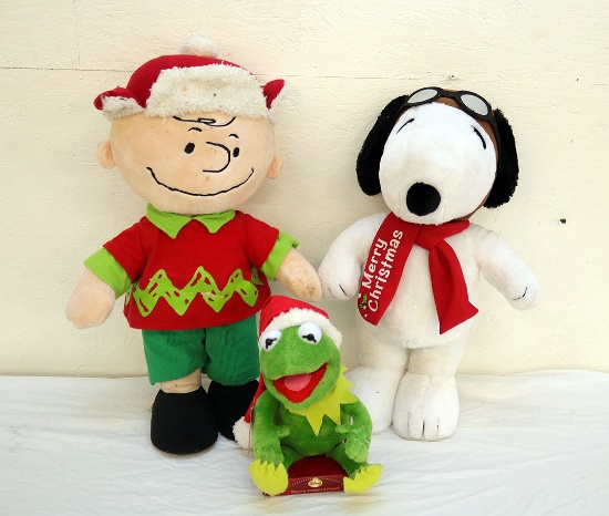 Charlie Brown, Snoopy and Kermit the Frog Stuffed Characters