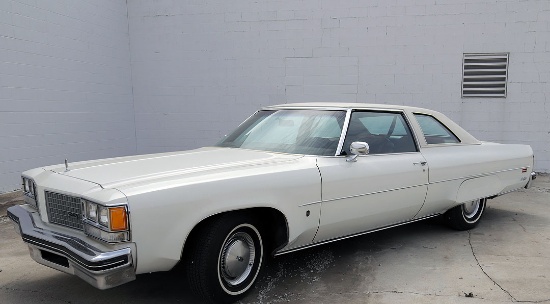 1976 Olds 98 Luxury