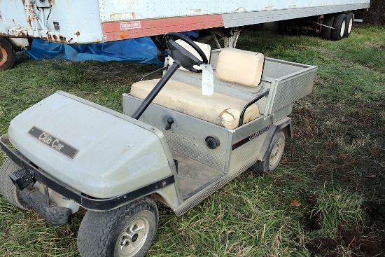 GOLF CART