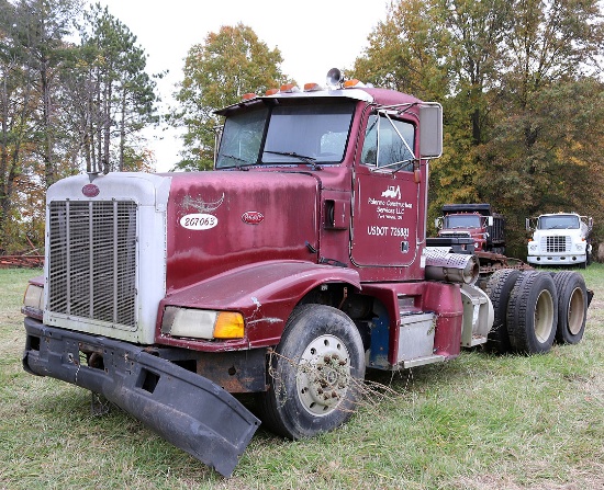 PETERBILT DAY CAB