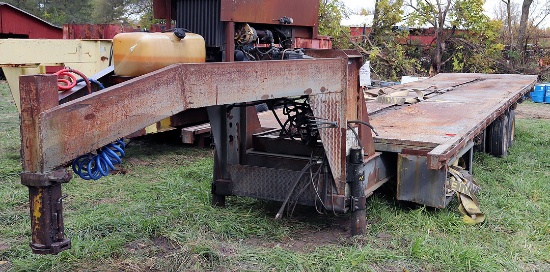 5TH WHEEL TRAILER