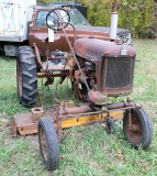 FARMALL CUB GAS TRACTOR
