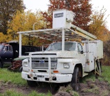 FORD BUCKET TRUCK