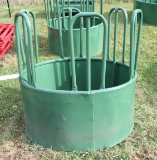 HORSE FEEDER