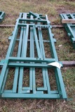 GROOMING STAND
