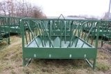 HAY FEEDER