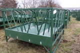 HAY FEEDER