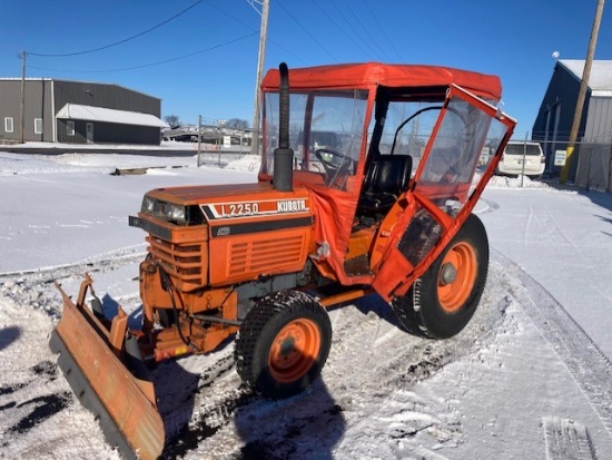 Kubota  Tractor L2250