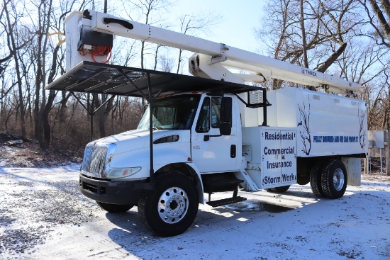 2003 INTERNATIONAL FORESTRY BUCKET TRUCK