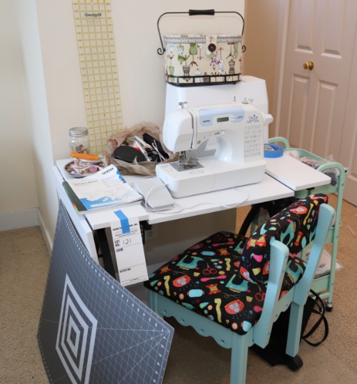 SEWING MACHINE
