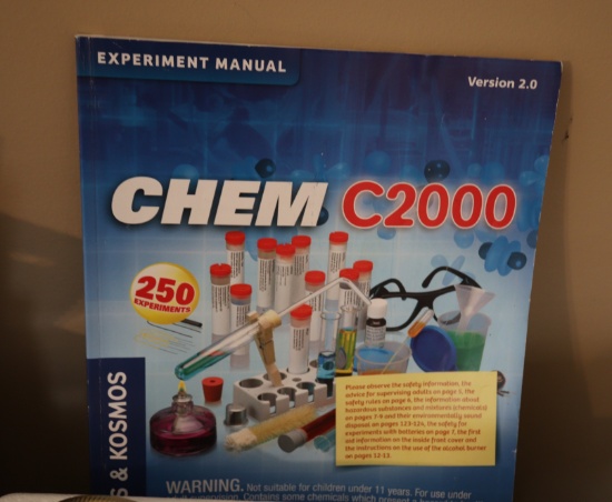 CHEMISTRY SET