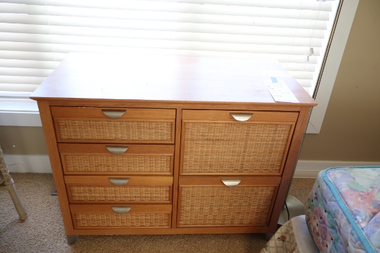 BEDROOM SET