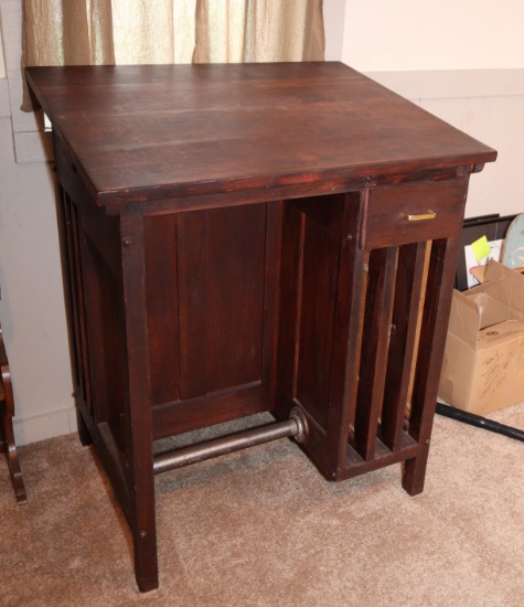 ARCHITECT'S DESK