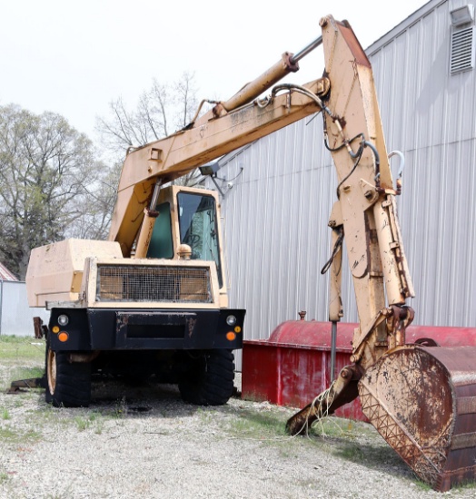 CASE DROTT EXCAVATOR