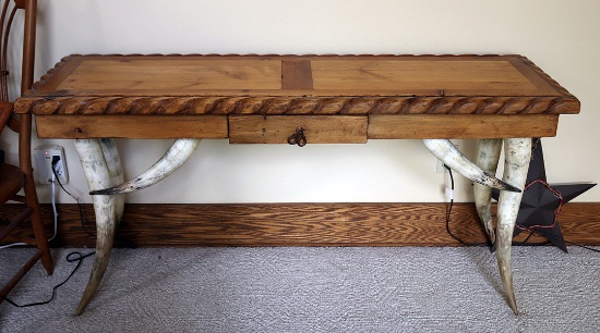 SIDE TABLE