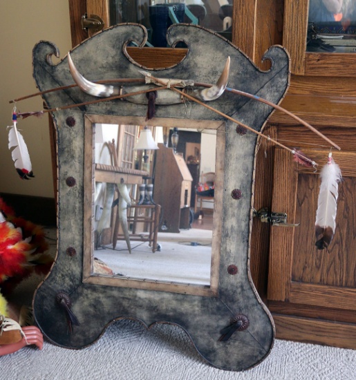 ACCENT MIRROR