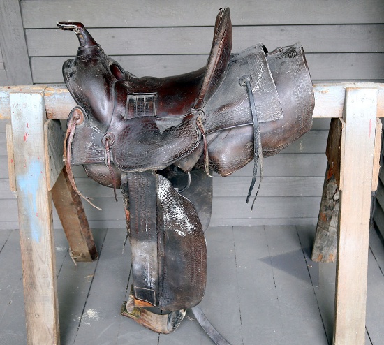 WESTERN SADDLE