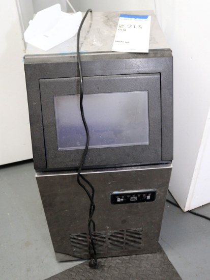 ICE MAKER