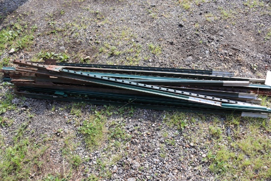 T-Posts