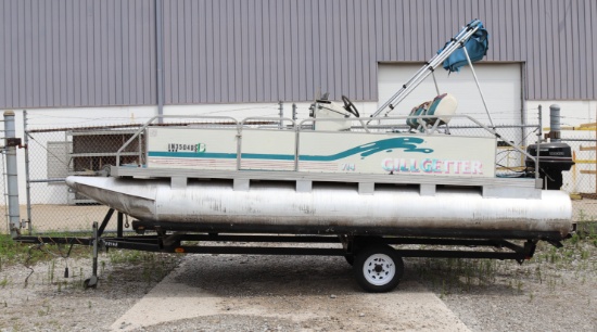 Pontoon Boat