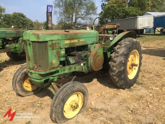 JOHN DEERE 70 DIESEL TRACTOR, POWER STEERING, WF PTO, 1 HYDRAULIC REMOTE, 16.9-30 REAR TIRES, UNREST