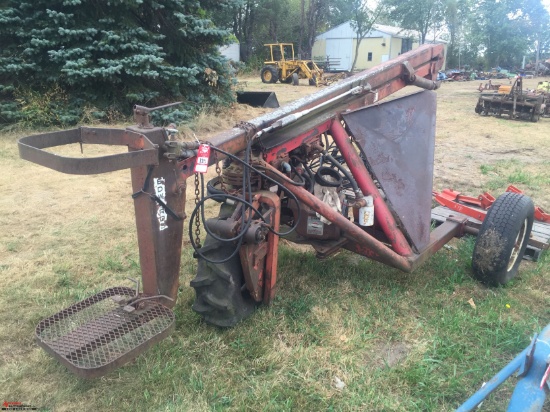 EDWARDS TREE PRUNER, BRIGGS AND STRATTON GAS ENGINE, RUNNING CONDITION UNKNOWN