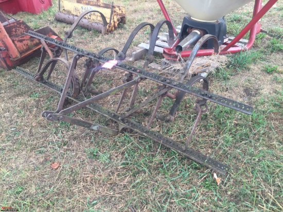 FERGUSON 3 PT CULTIVATOR WITH (7) SHANKS