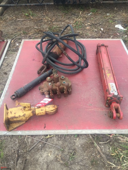 HYDRAULIC CYLINDERS, HYDRAULIC VALVE, TRAILER HITCH